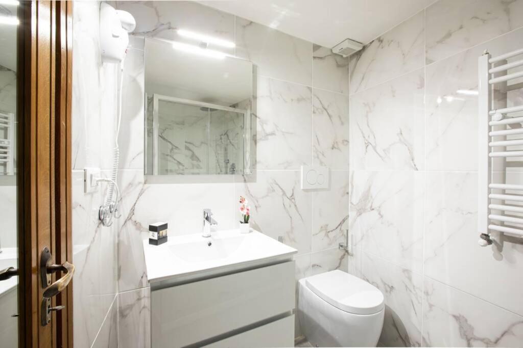 Unforgettable Split Level Jacuzzi Suite Navona - Top Collection Rome Luaran gambar