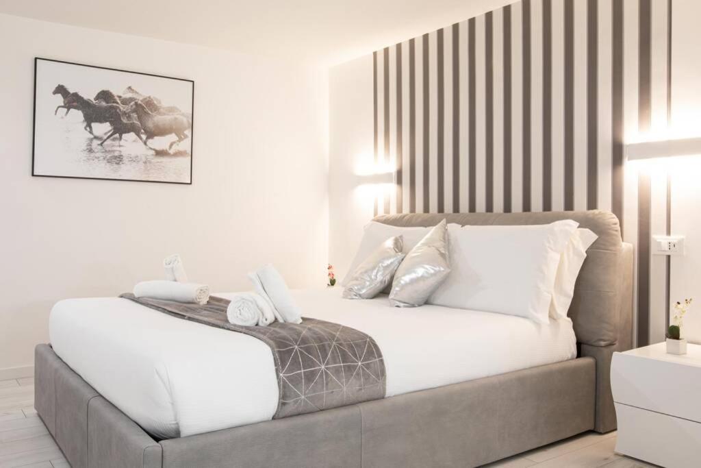 Unforgettable Split Level Jacuzzi Suite Navona - Top Collection Rome Luaran gambar