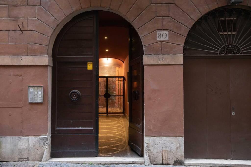 Unforgettable Split Level Jacuzzi Suite Navona - Top Collection Rome Luaran gambar